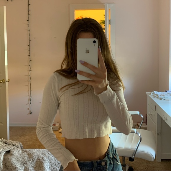 LA hearts white long sleeve cutoff top - Picture 2 of 3